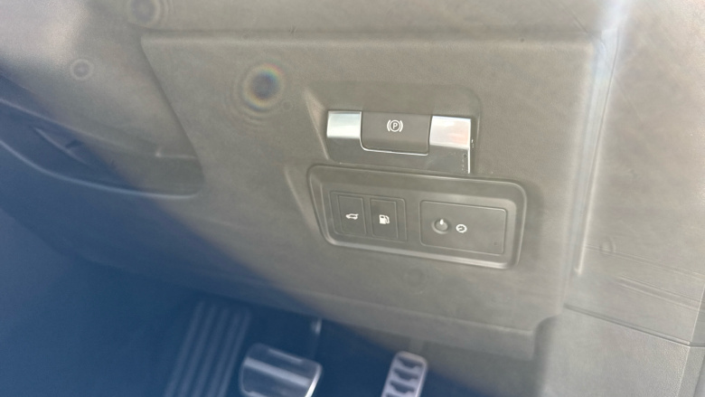 Land Rover Range Rover Evoque 1.5 P300e R-Dynamic HSE 5dr Auto Hatchback